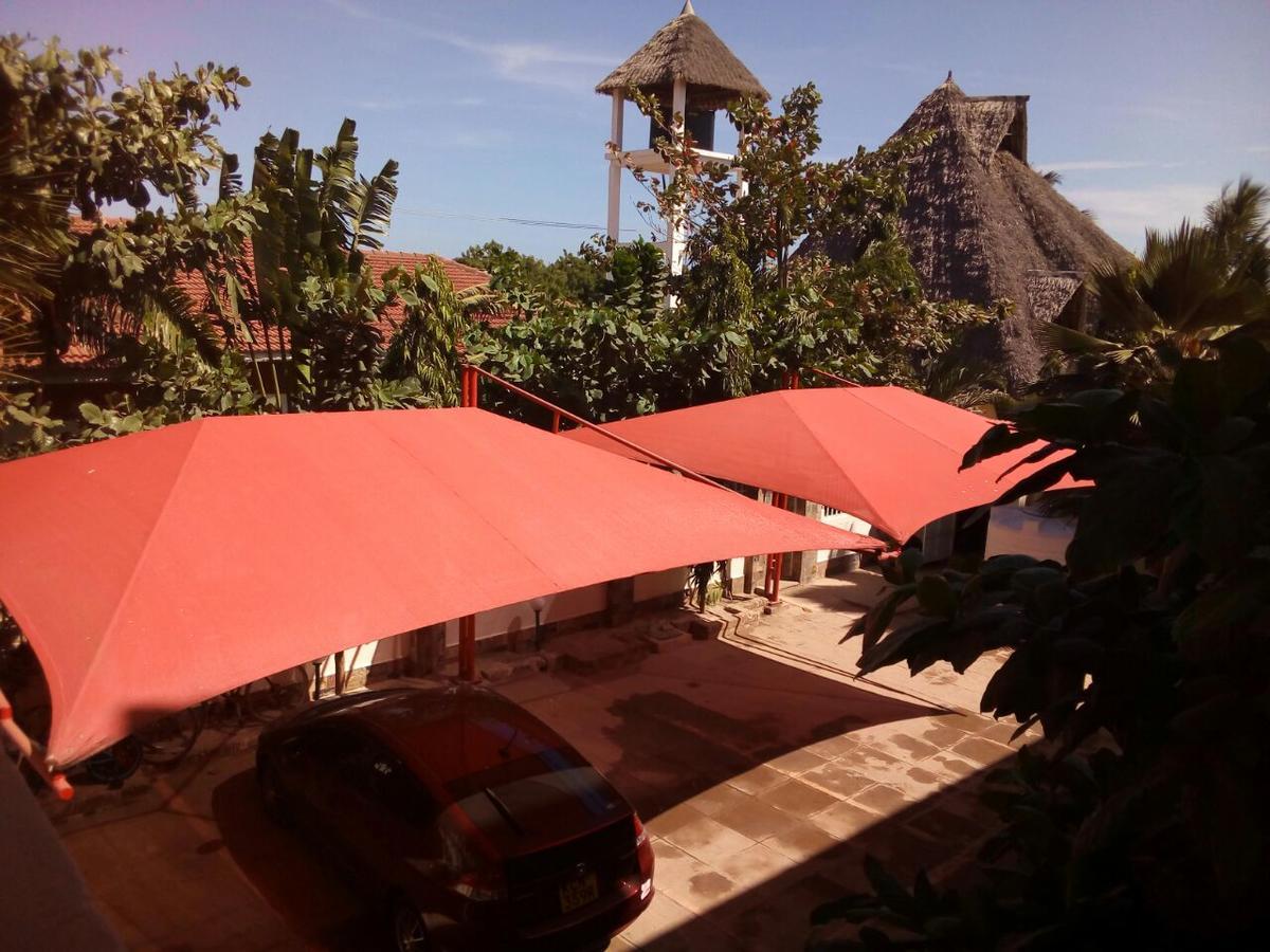 The Bright Star Resort Diani Beach Kültér fotó