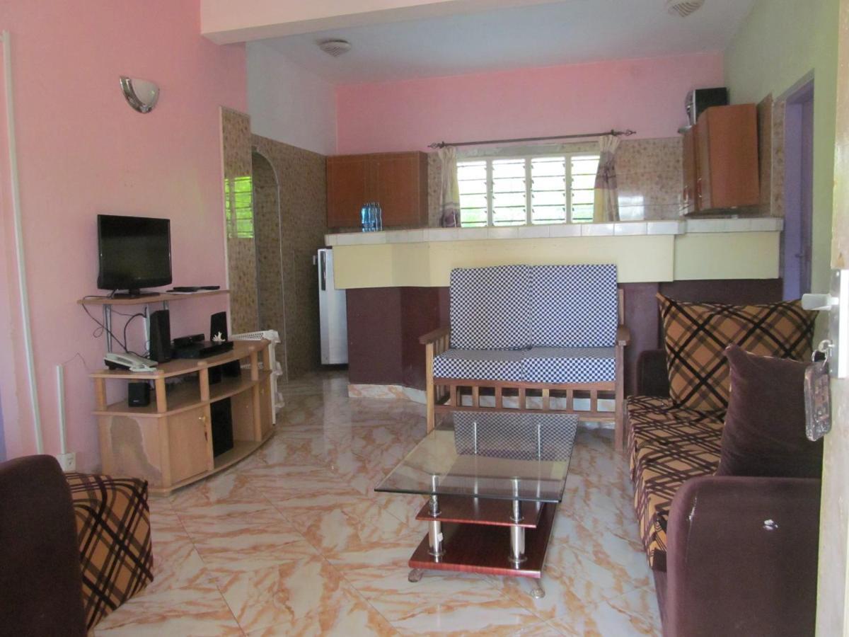 The Bright Star Resort Diani Beach Kültér fotó
