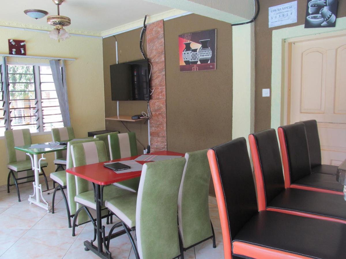 The Bright Star Resort Diani Beach Kültér fotó